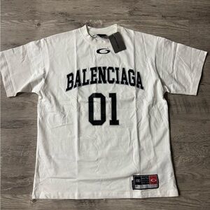Balenciaga White Basketball Series Tee size XL